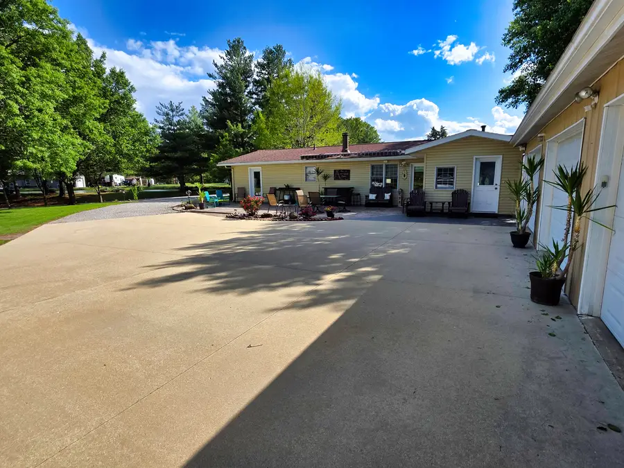 298 Cedar Elm Drive, Flora, IL 62839 - #2