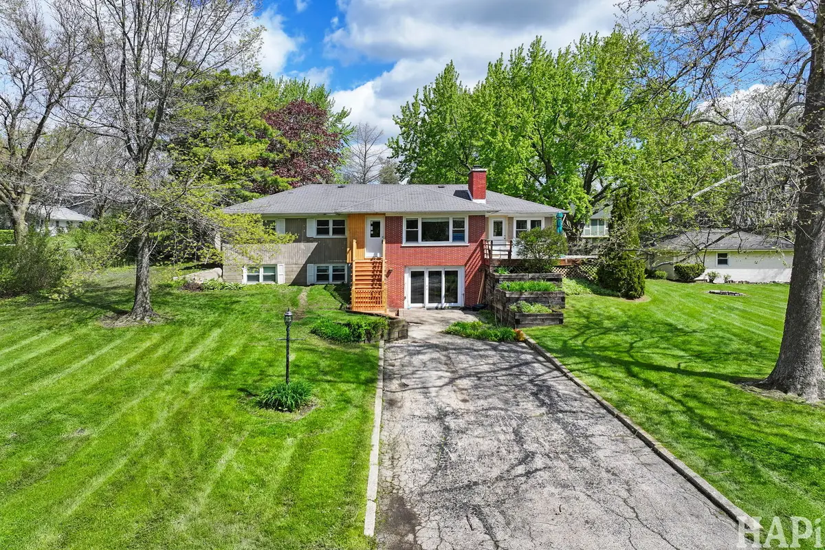 654 Harvard Avenue, Barrington, IL 60010 - #1