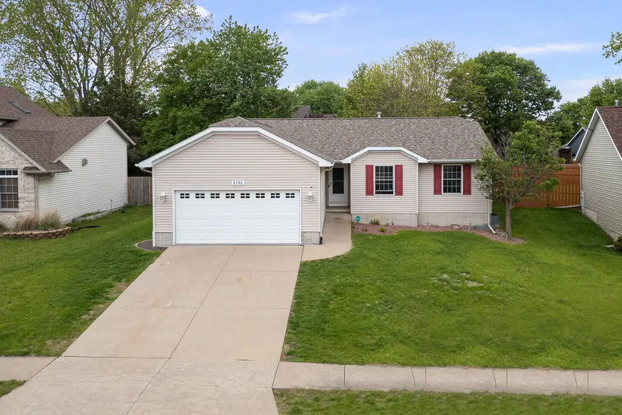 6703 Brookview Lane, Davenport, IA 52806 - #3