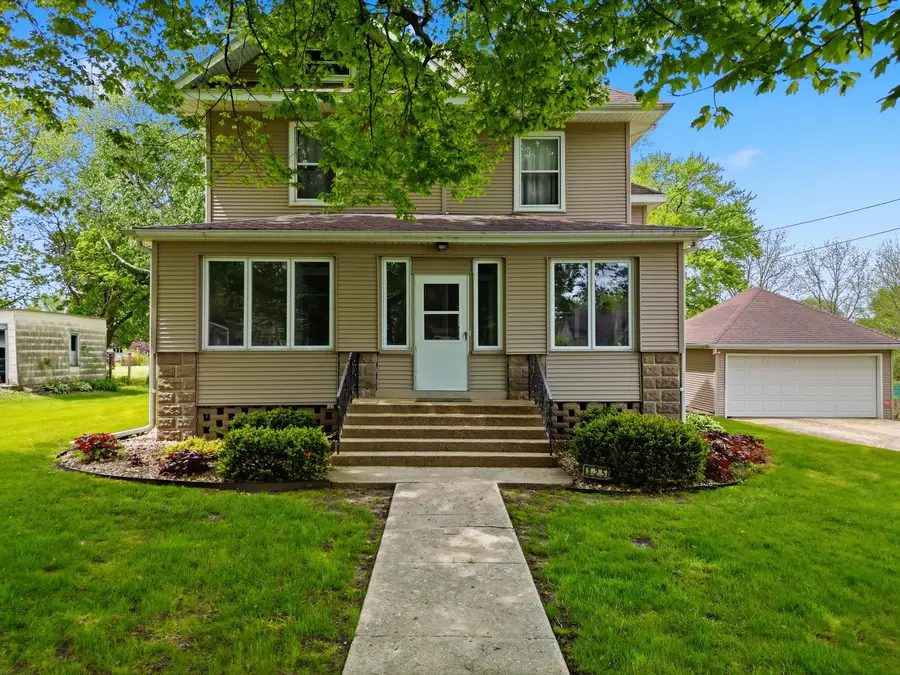 125 S State Street, Franklin Grove, IL 61031 - #2