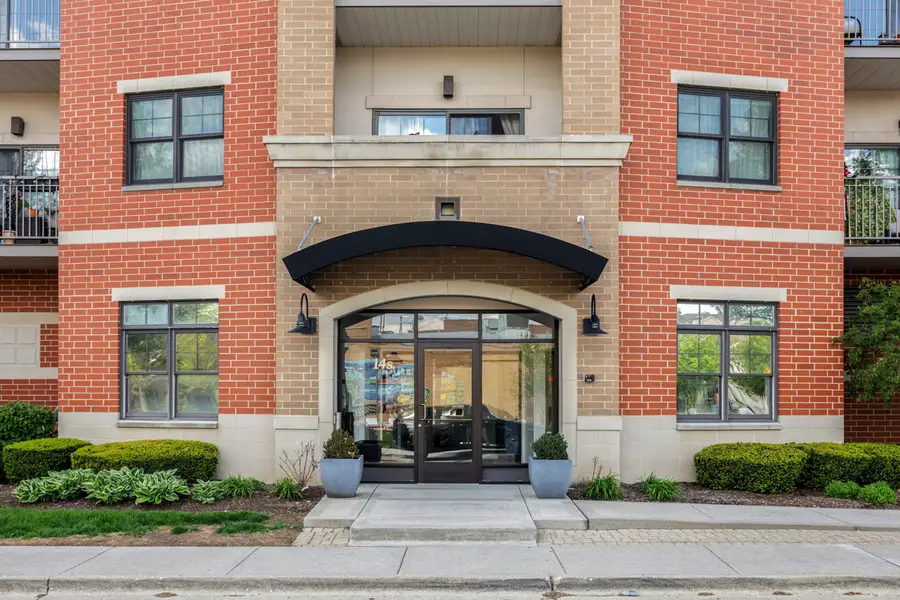 14 S Prospect Street #401, Roselle, IL 60172 - #3