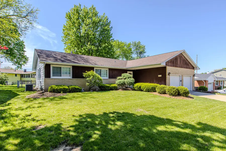 1207 Russell Street, Normal, IL 61761 - #2