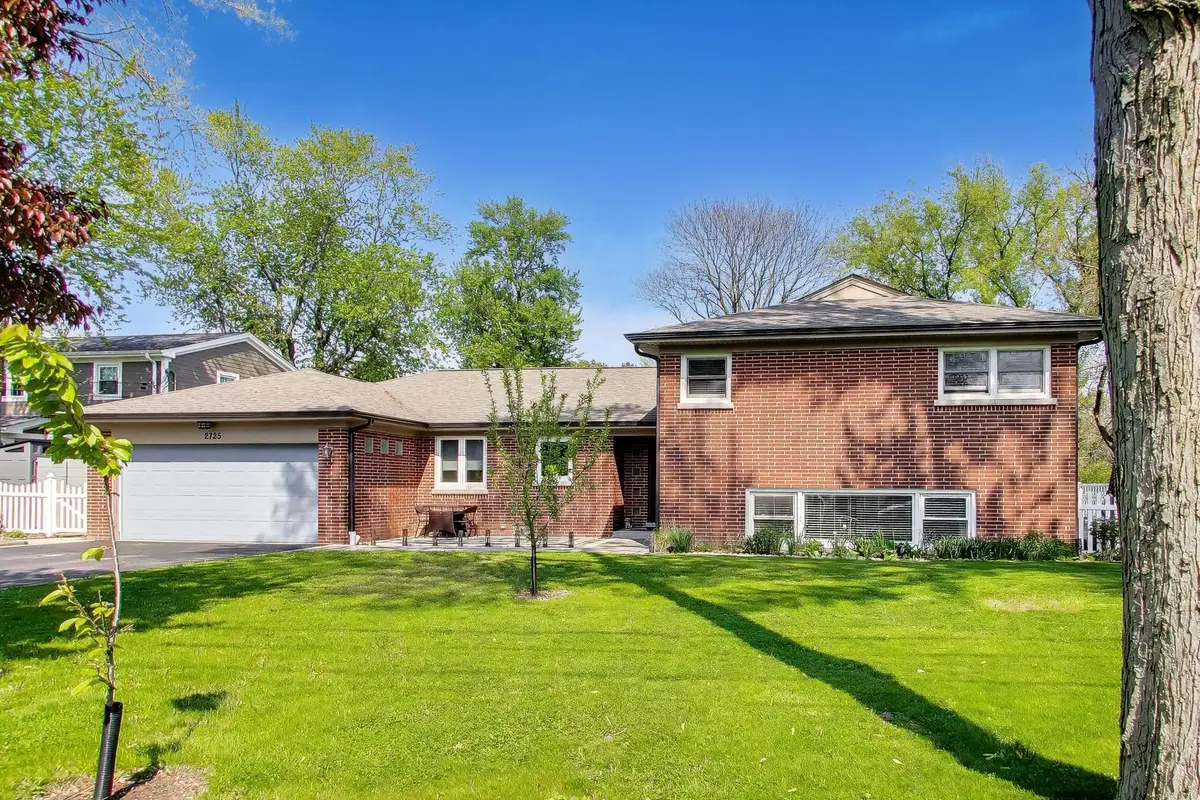 2725 Roslyn Lane, Highland Park, IL 60035 - #1