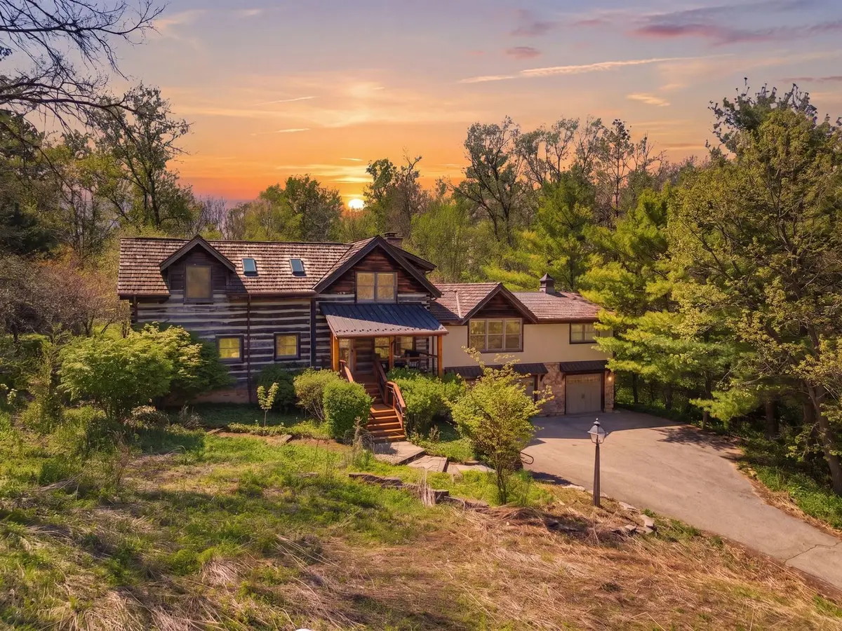 62 E Surrey Lane, Barrington Hills, IL 60010 - #1