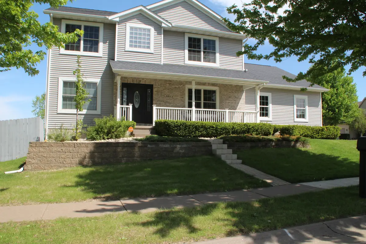 6911 Madison Street, Davenport, IA 52806 - #1