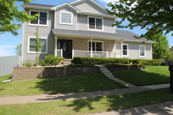 6911 Madison Street, Davenport, IA 52806