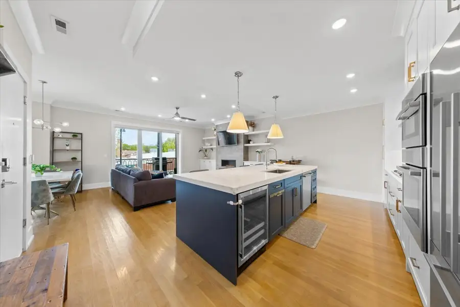 2745 W Lawrence Avenue #2E, Chicago, IL 60625 - #3