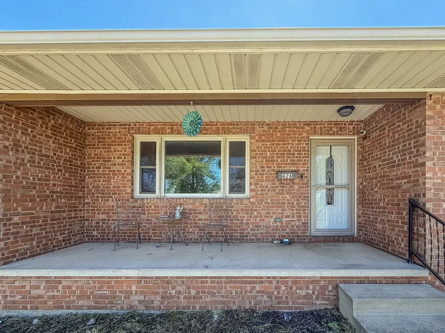 626 Bryan Avenue, Danville, IL 61832 - #3
