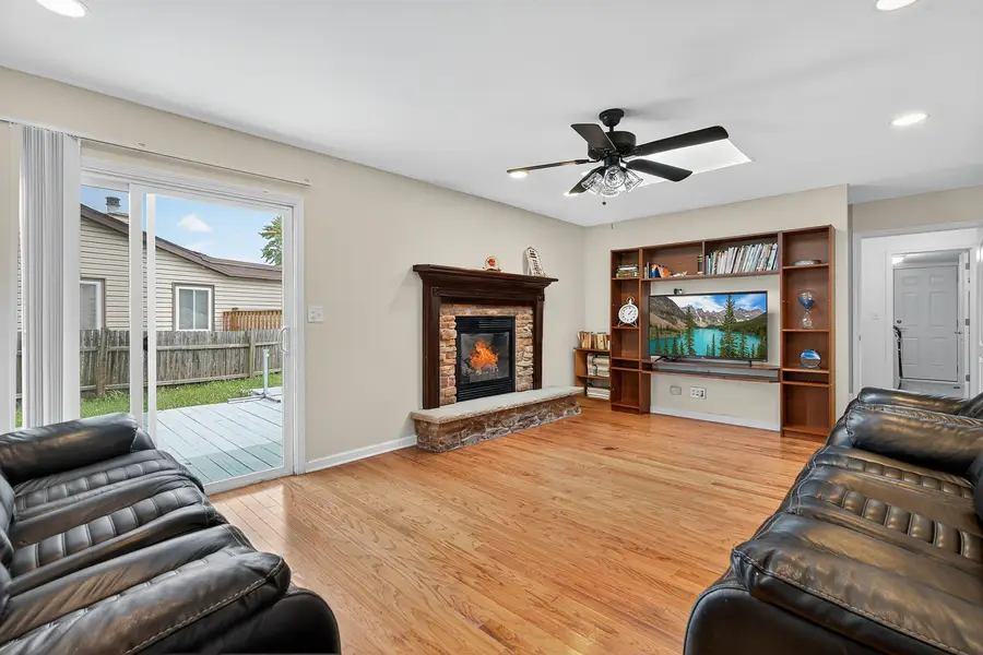 854 Plains Court, Carol Stream, IL 60188 - #2