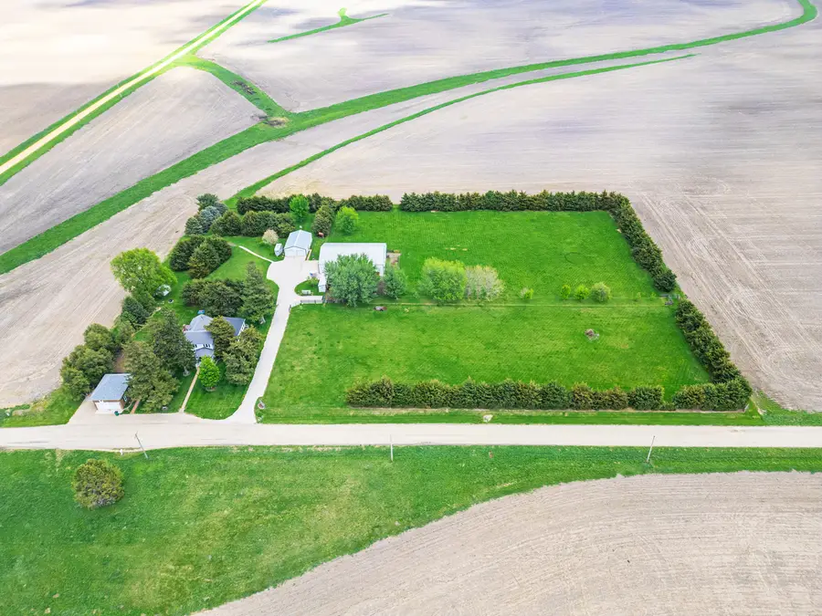 1392 Red Brick Road, Dixon, IL 61021 - #2