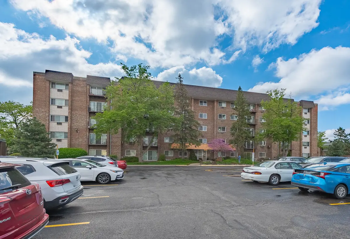 10353 Dearlove Road #3A, Glenview, IL 60025 - #1