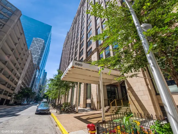 680 N Lake Shore Drive #715, Chicago, IL 60611