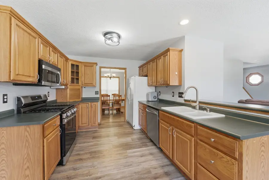 613 Conor Court, Blue Grass, IA 52726 - #2