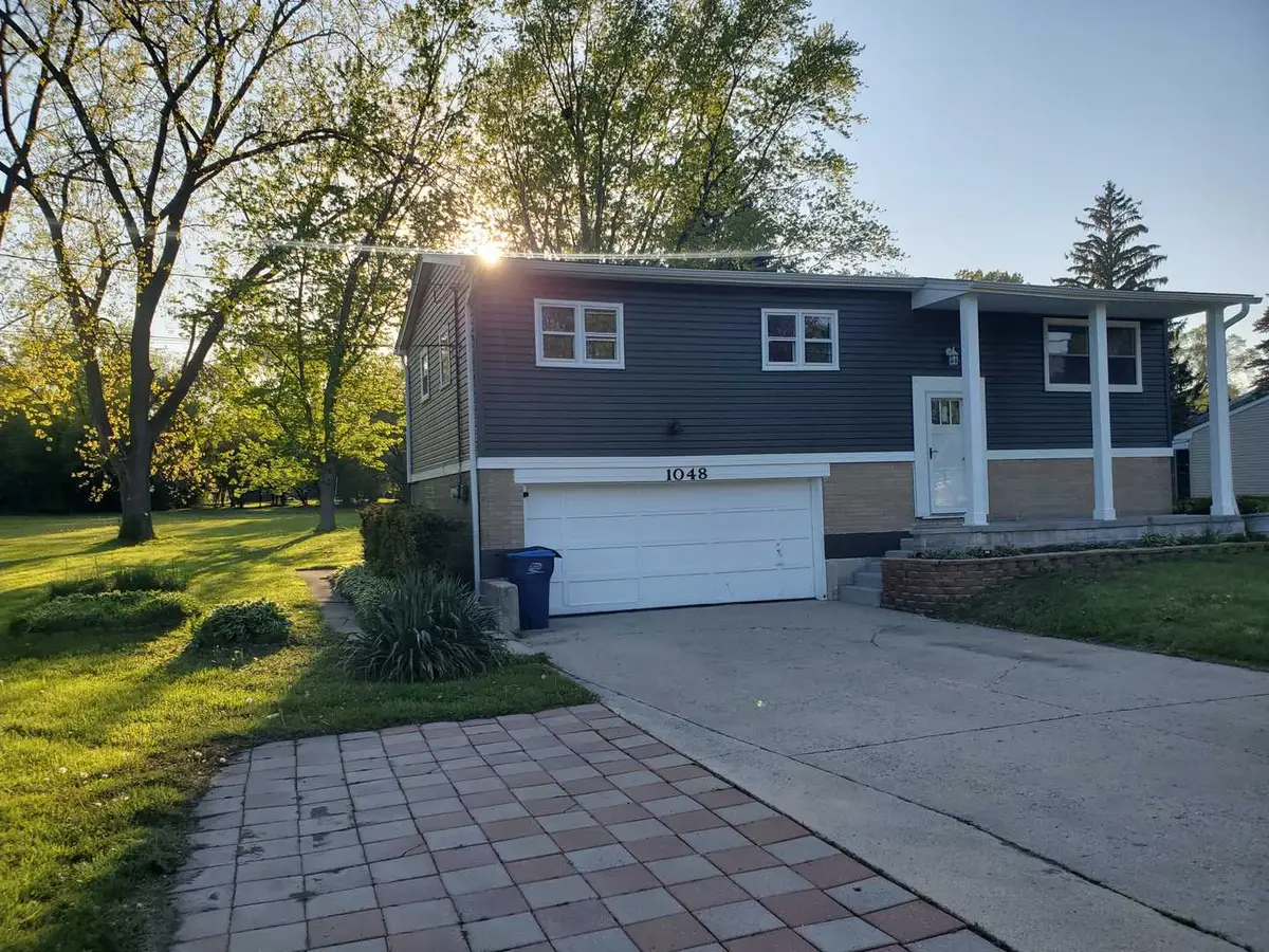 1048 Belle Plaine Avenue, Gurnee, IL 60031 - #1