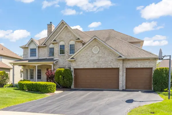 3748 Sunburst Lane, Naperville, IL 60564