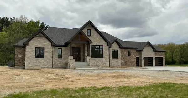16514 Pine Hill Drive, Homer Glen, IL 60491