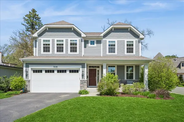 705 Ridge Road, Highland Park, IL 60035