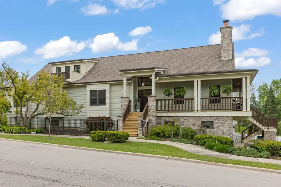 35 S Wilmette Avenue, Westmont, IL 60559 - #2