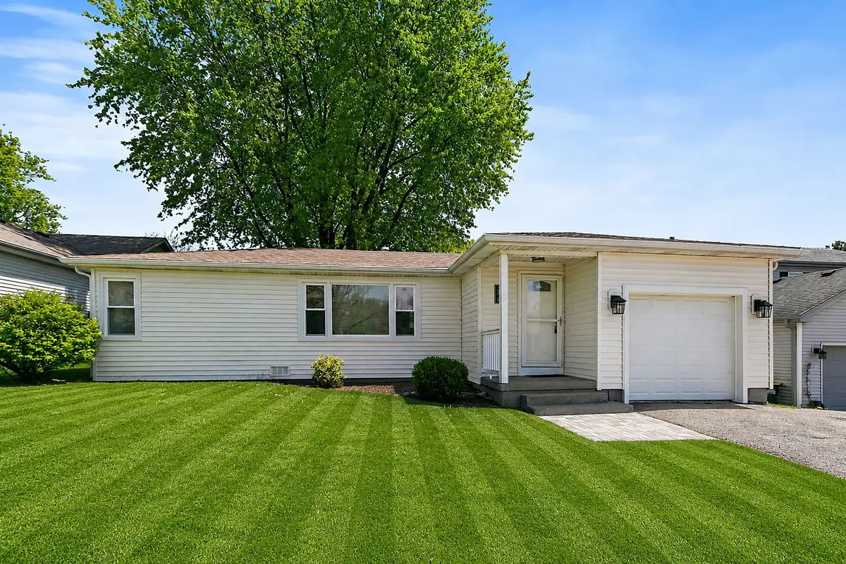 378 Council Trail, Lake In The Hills, IL 60156 - #1