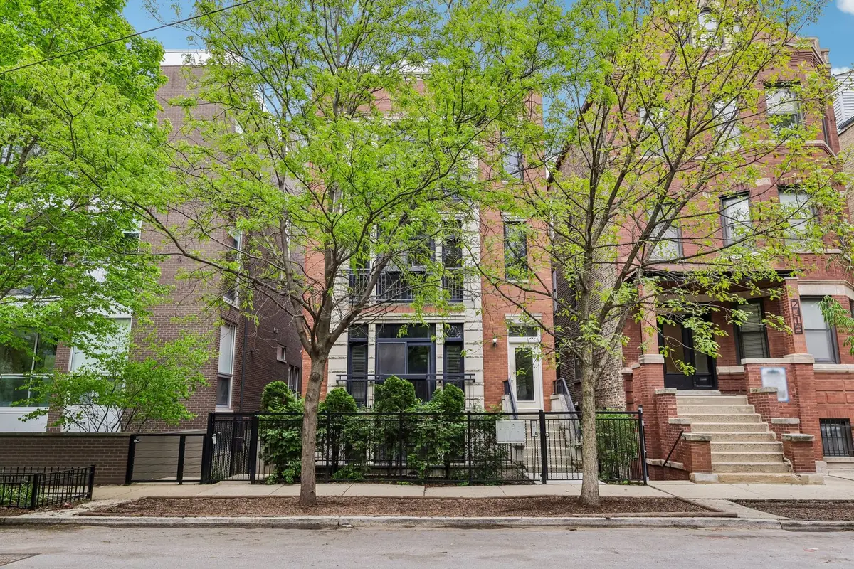 2319 N Leavitt Street #4, Chicago, IL 60647 - #1
