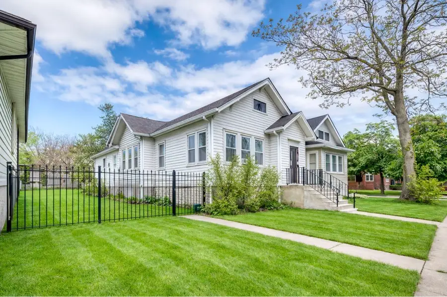 10204 S Lafayette Avenue, Chicago, IL 60628 - #2