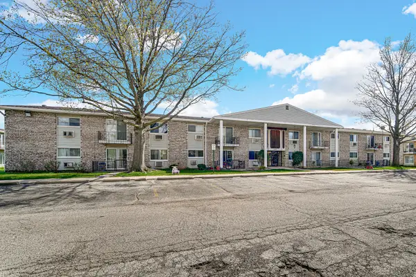 9351 Ladybird Lane #1D, Des Plaines, IL 60016