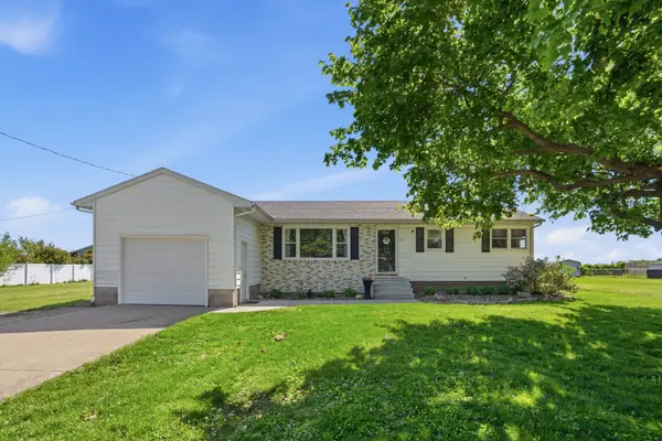 215 N Yates Street, Alpha, IL 61413