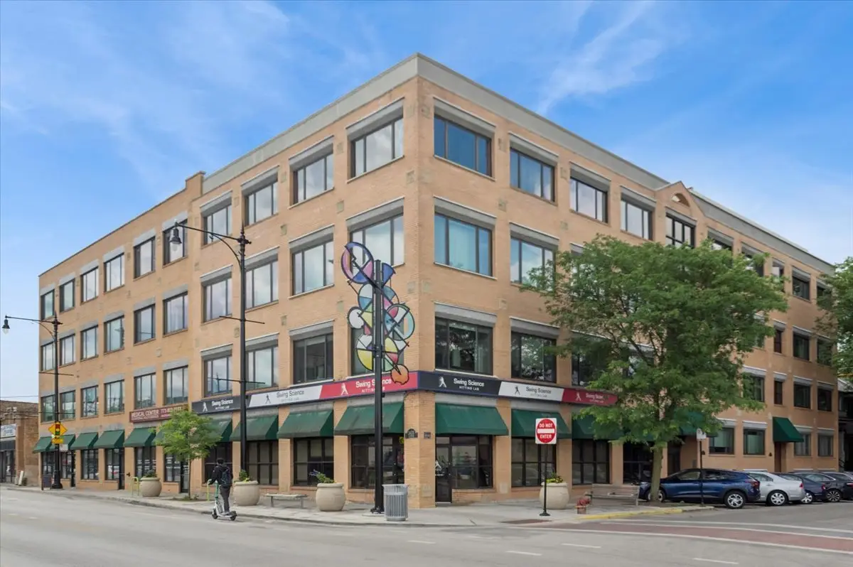 4751 N Artesian Avenue #408, Chicago, IL 60625 - #1