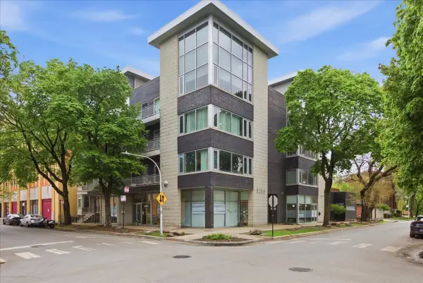 3255 N Paulina Street #3C, Chicago, IL 60657
