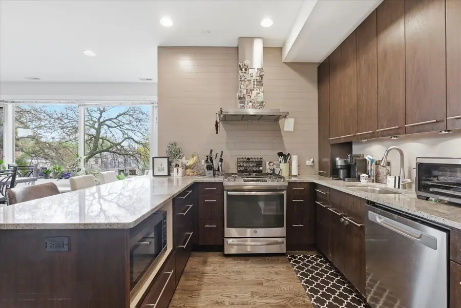 3255 N Paulina Street #3C, Chicago, IL 60657 - #3
