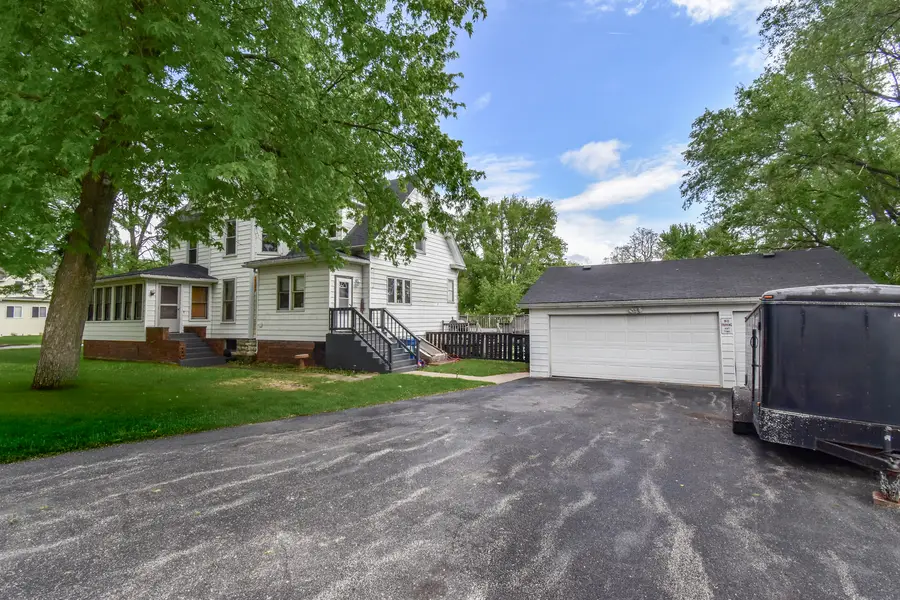 300 N Wolf Street, Odell, IL 60460 - #2