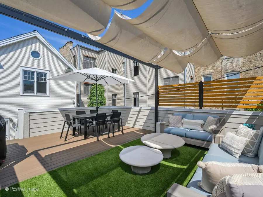 3653 N Bosworth Avenue, Chicago, IL 60613 - #2