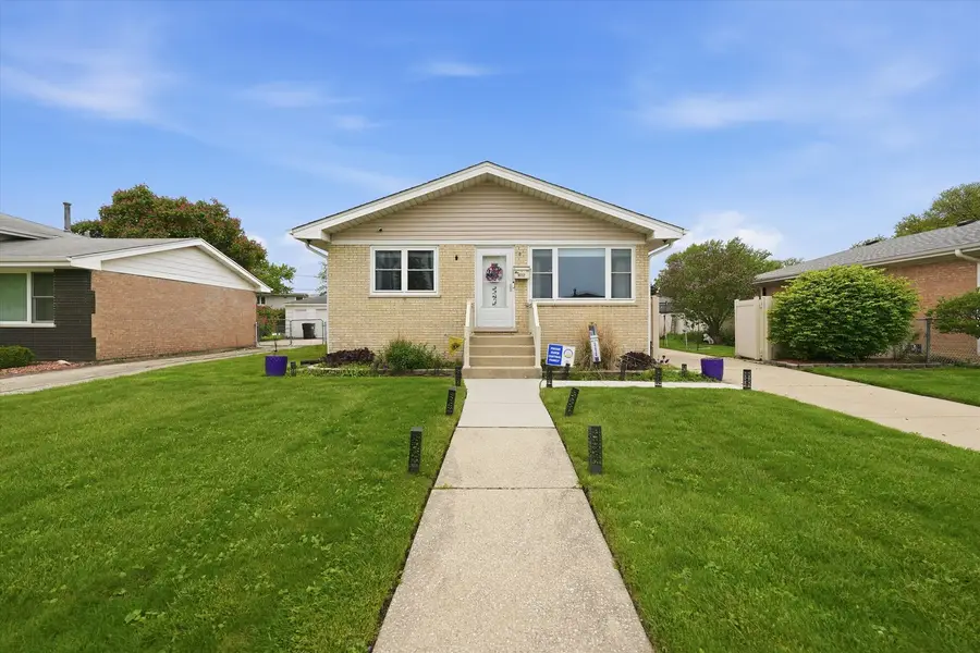 10352 Leslie Lane, Chicago Ridge, IL 60415 - #2