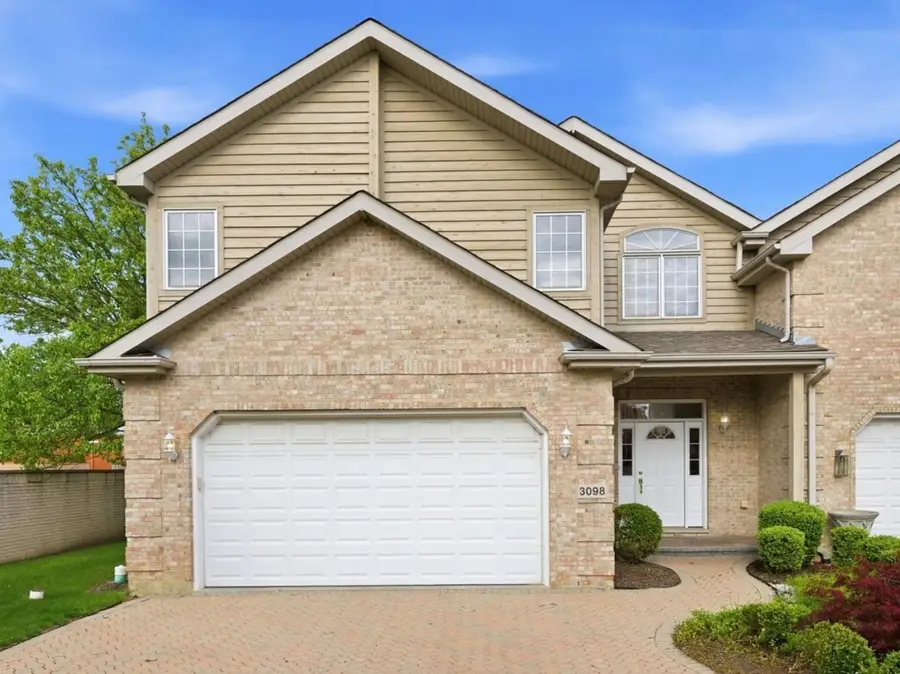 3098 Rosebrook Circle, Westchester, IL 60154 - #3