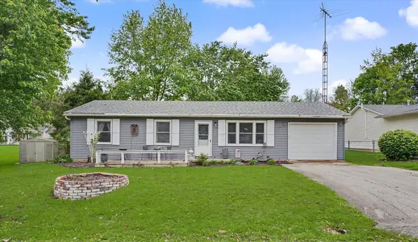 205 N Jefferson Street, Mahomet, IL 61853