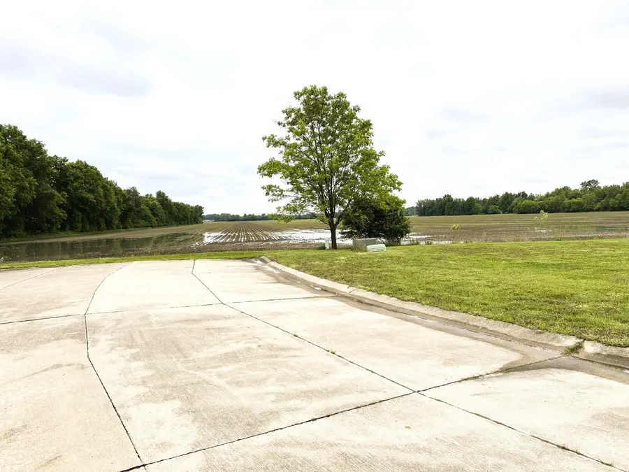 5 Coronado Drive, Centralia, IL 62801 - #3