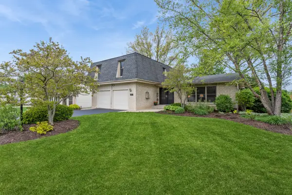 1740 Oxnard Drive, Downers Grove, IL 60516