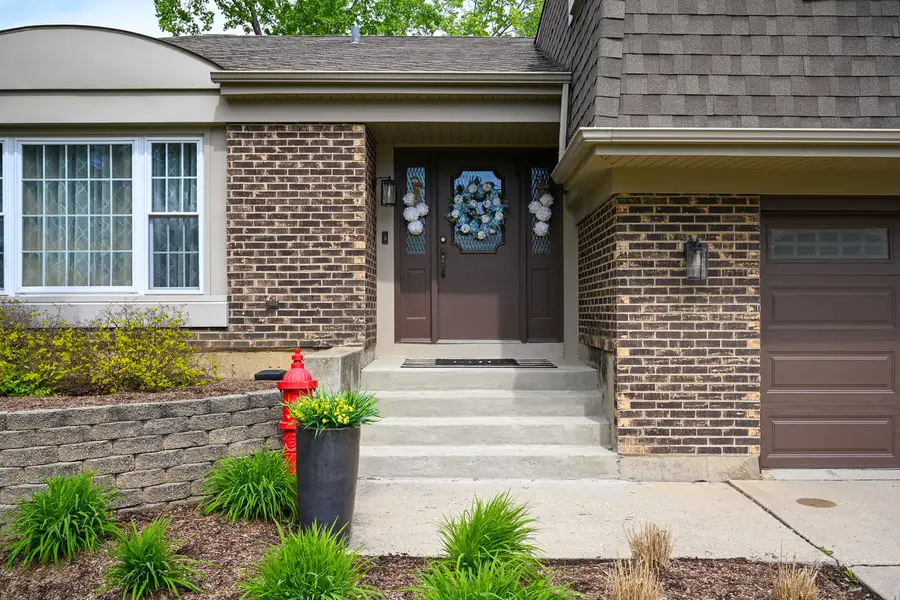 2234 Appleby Drive, Wheaton, IL 60189 - #2