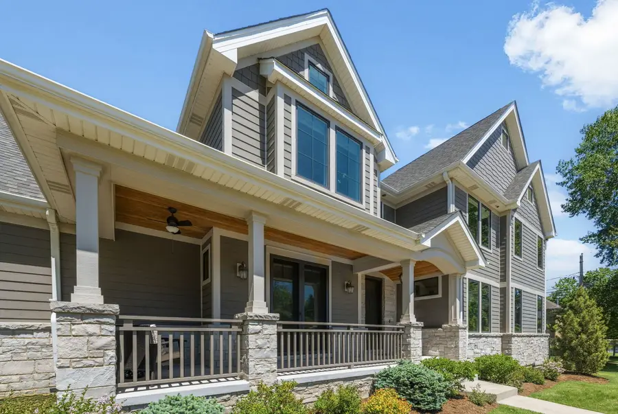 535 N Walnut Street, Elmhurst, IL 60126 - #3
