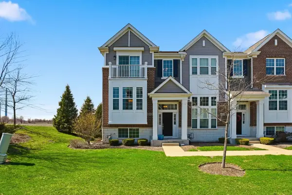 2925 Madison Drive, Naperville, IL 60564