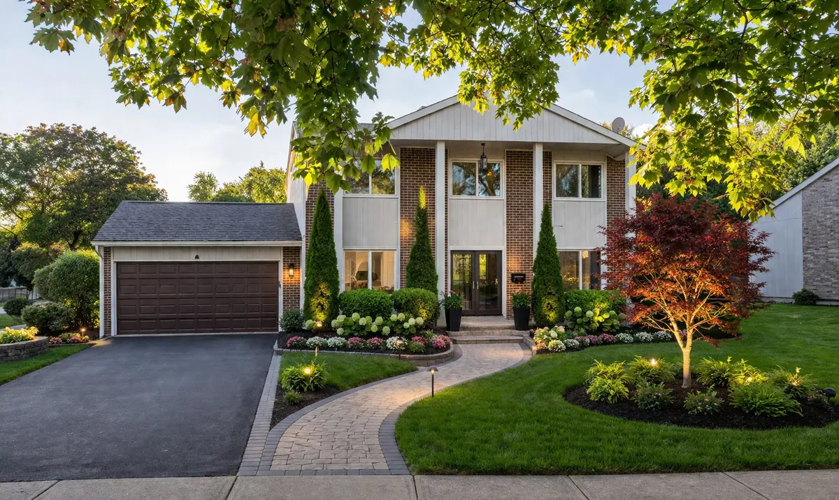 380 Ventura Club Drive, Roselle, IL 60172 - #1