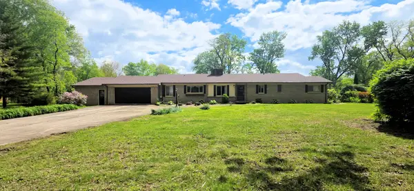 2856 E 3500s Road, Kankakee, IL 60901