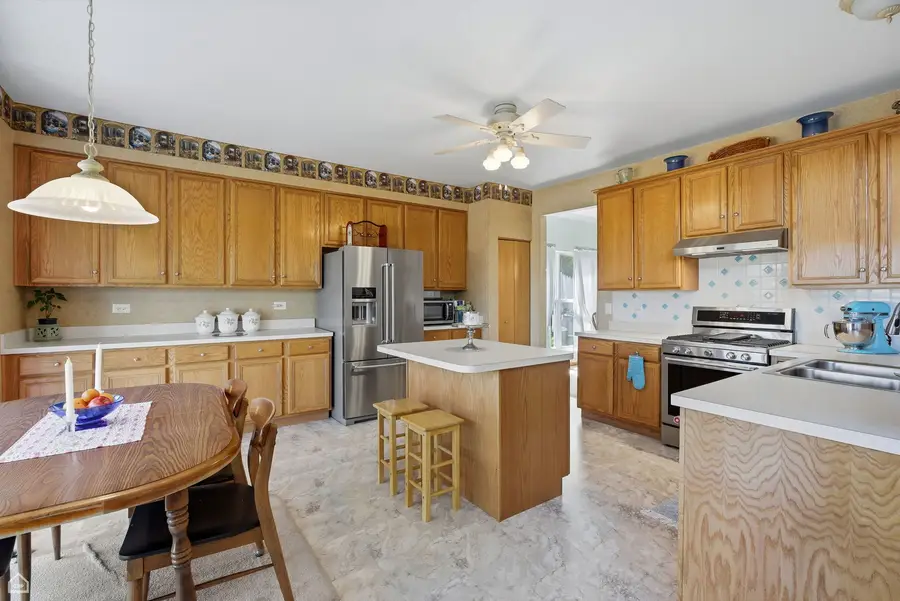 1017 Wheatland Drive, Crystal Lake, IL 60014 - #3