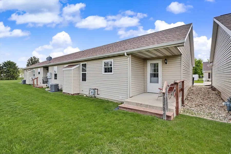513 Douglas Drive, Gibson City, IL 60936 - #3