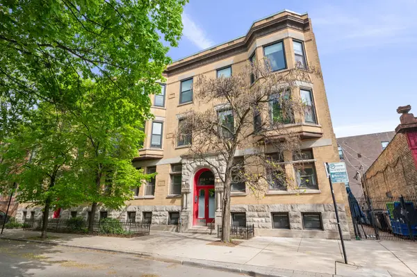 612 W Barry Avenue #1, Chicago, IL 60657