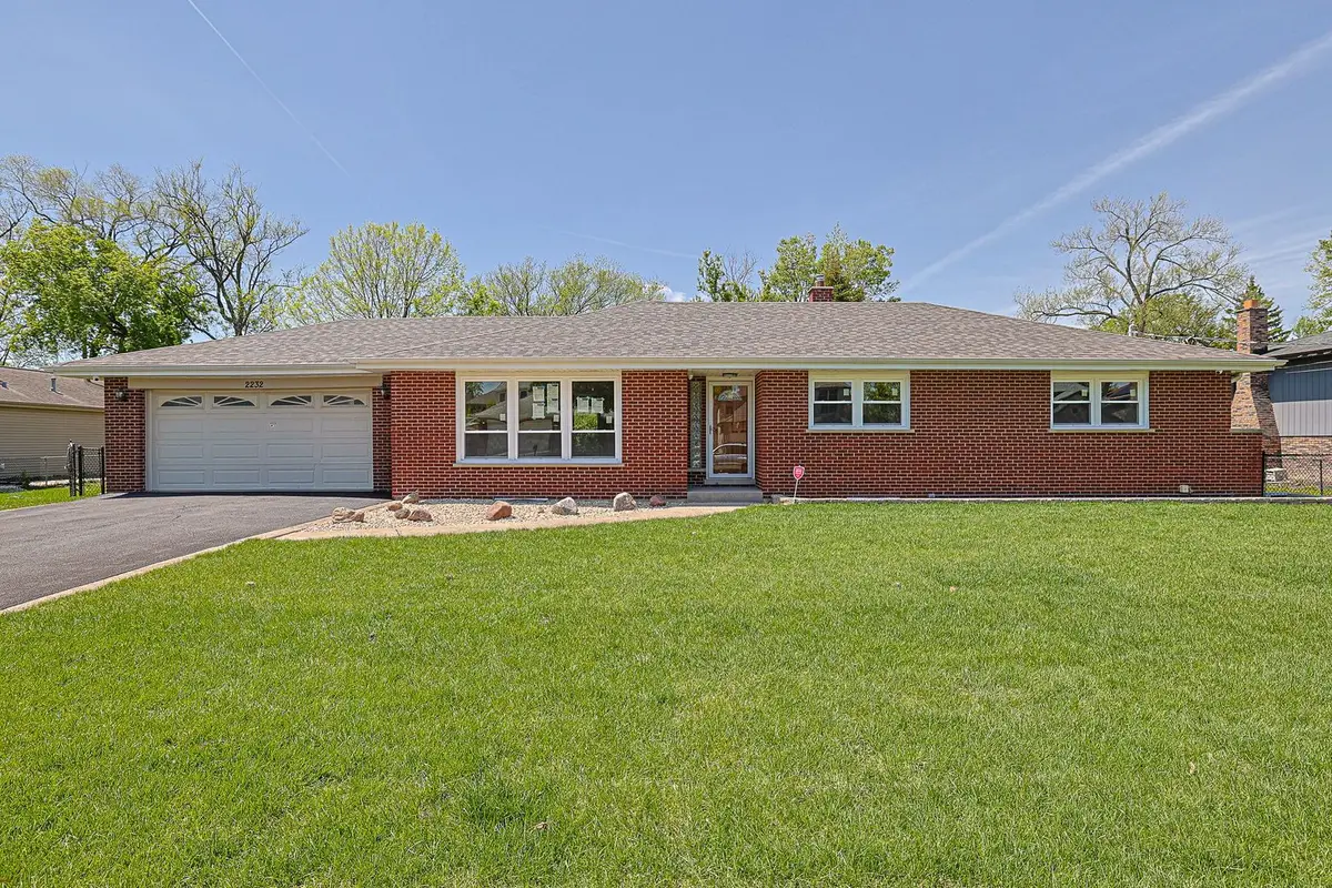 2232 Sprucewood Avenue, Des Plaines, IL 60018 - #1