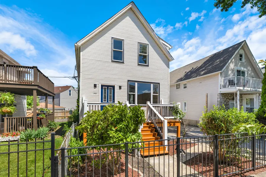2927 N Rockwell Street, Chicago, IL 60618 - #2