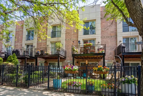 1826 S Michigan Avenue #F, Chicago, IL 60616