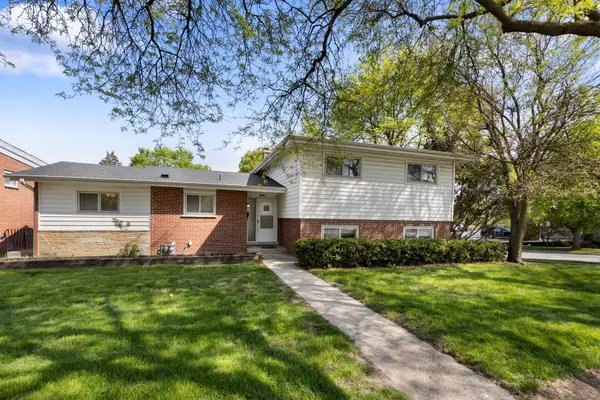 8901 Niles Center Road, Skokie, IL 60076