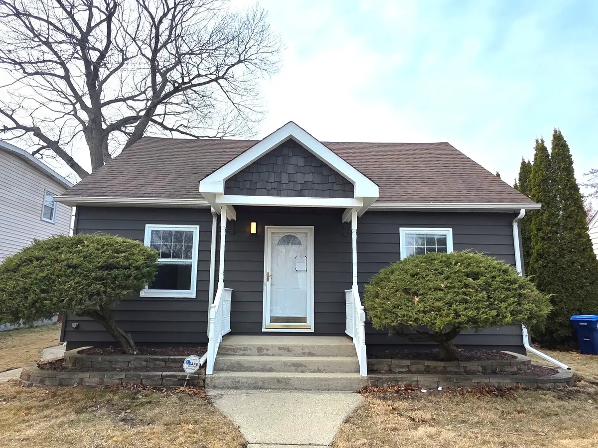 1738 Seymour Avenue, North Chicago, IL 60064 - #1